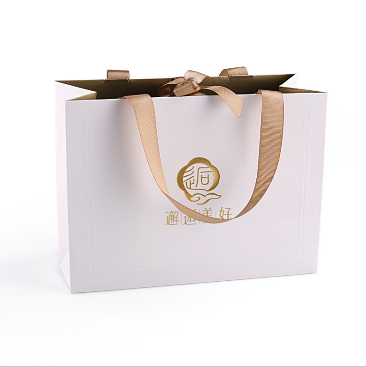 Custom Luxuria Ribbon Handle White Cardboard Shipping paper Packaging