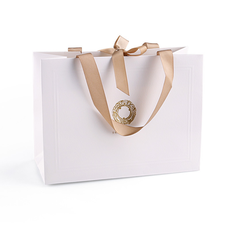 Custom Luxuria Ribbon Handle White Cardboard Shipping paper Packaging